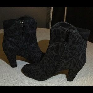 Ankle boots